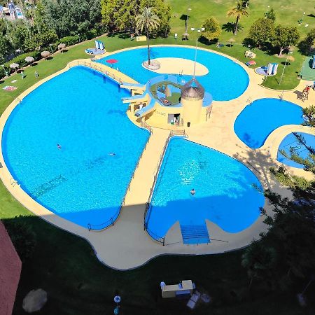 Apartamento Entero, Enormes Piscinas, Terraza Y Playa Benalmádena Kültér fotó
