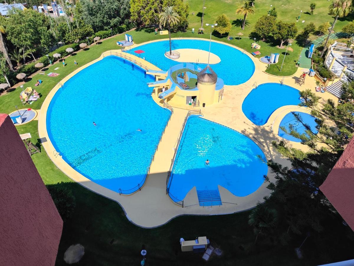 Apartamento Entero, Enormes Piscinas, Terraza Y Playa Benalmádena Kültér fotó
