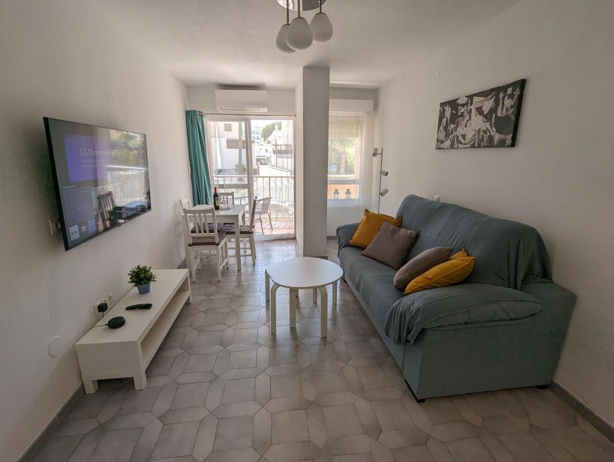 Apartamento Entero, Enormes Piscinas, Terraza Y Playa Benalmádena Kültér fotó