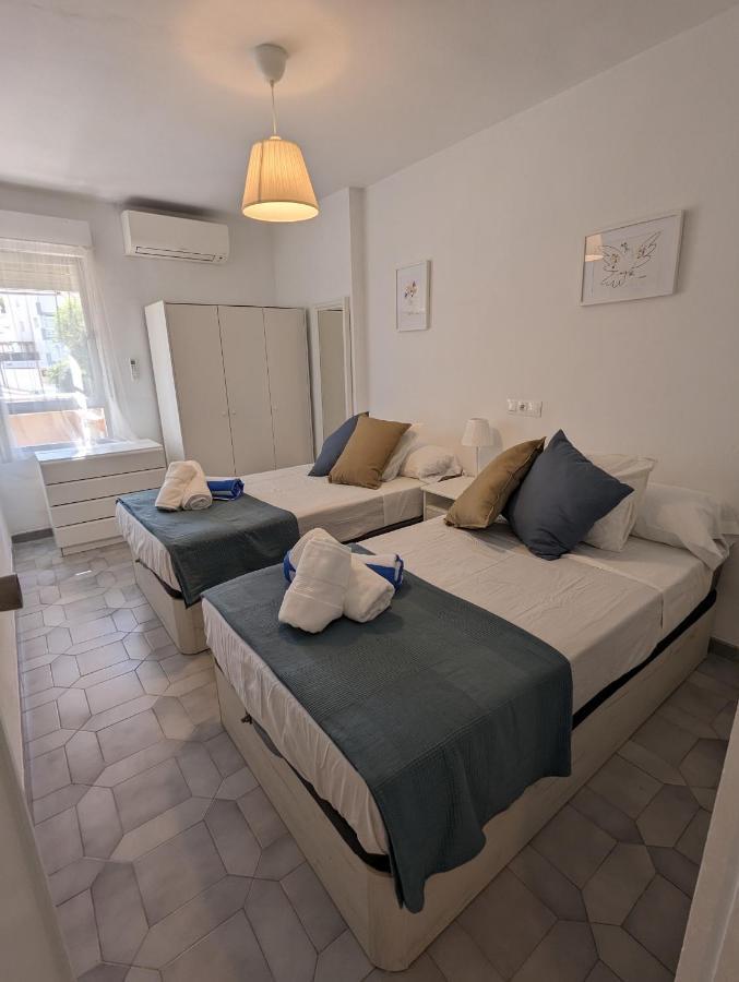 Apartamento Entero, Enormes Piscinas, Terraza Y Playa Benalmádena Kültér fotó